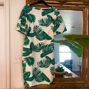 Alton Gray palm dress size 4 white bell sleeves